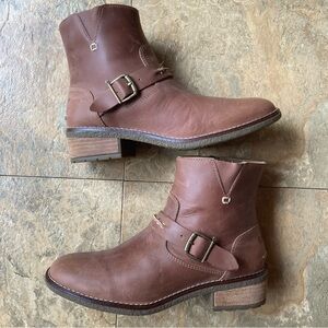 Sperry women’s seaport Brown Leather Ankle Boots